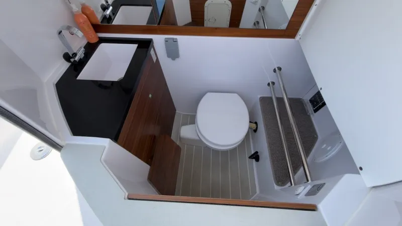 Slide: The Image of Axopar 28 Cabin 2023 - 7464972