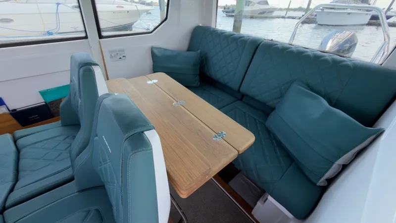 Slide: The Image of Axopar 28 Cabin 2023 - 7464987