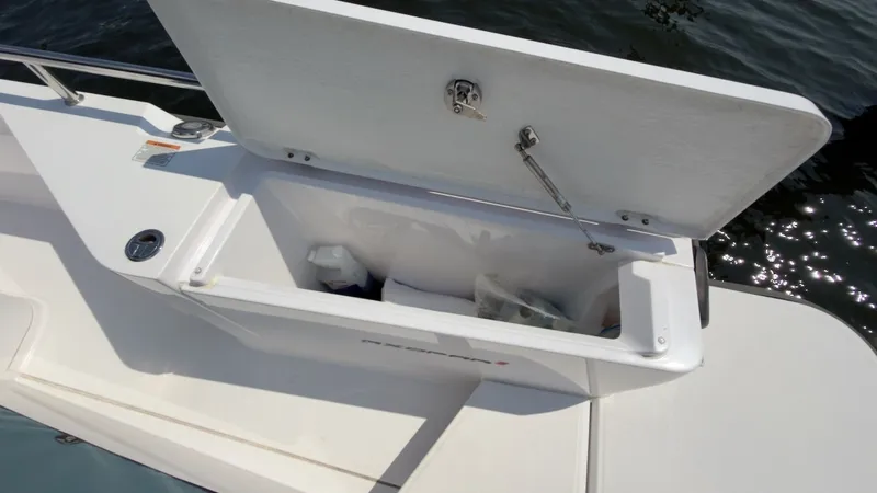 Slide: The Image of Axopar 28 Cabin 2023 - 7464965