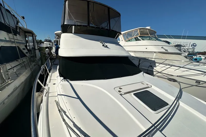 Slide: The Image of Silverton 442 Cockpit Motor Yacht 1999 - 7465087