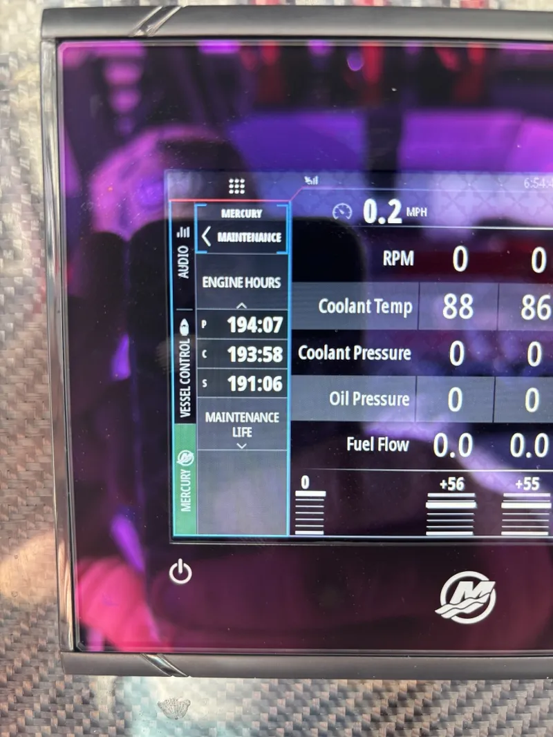 Slide: The Image of Nor-Tech 390 Sport 2022 - 7507468