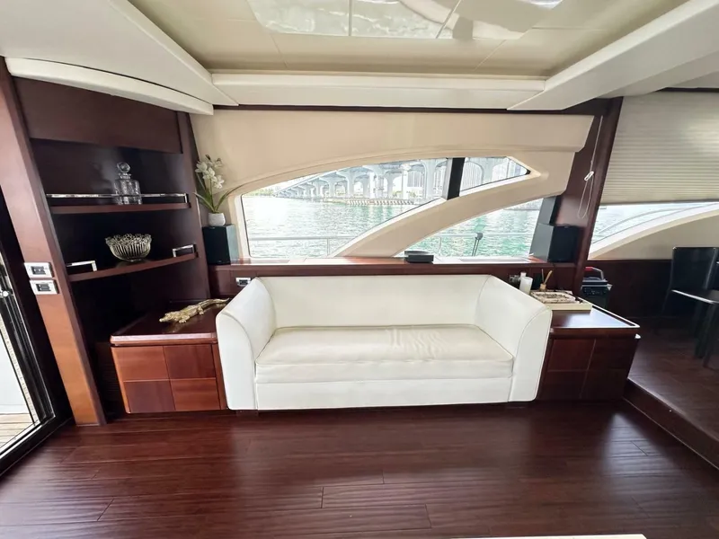 Slide: The Image of Azimut 75 2010 - 7465640