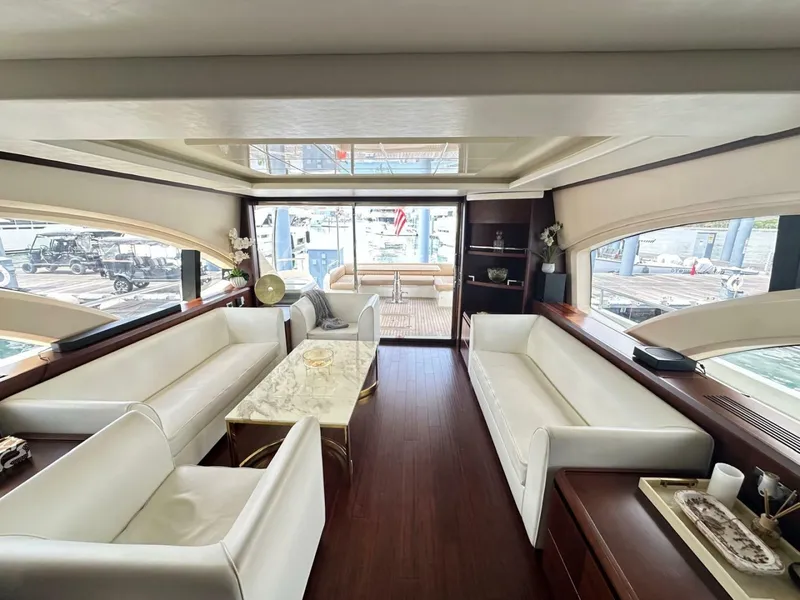 Slide: The Image of Azimut 75 2010 - 7465639