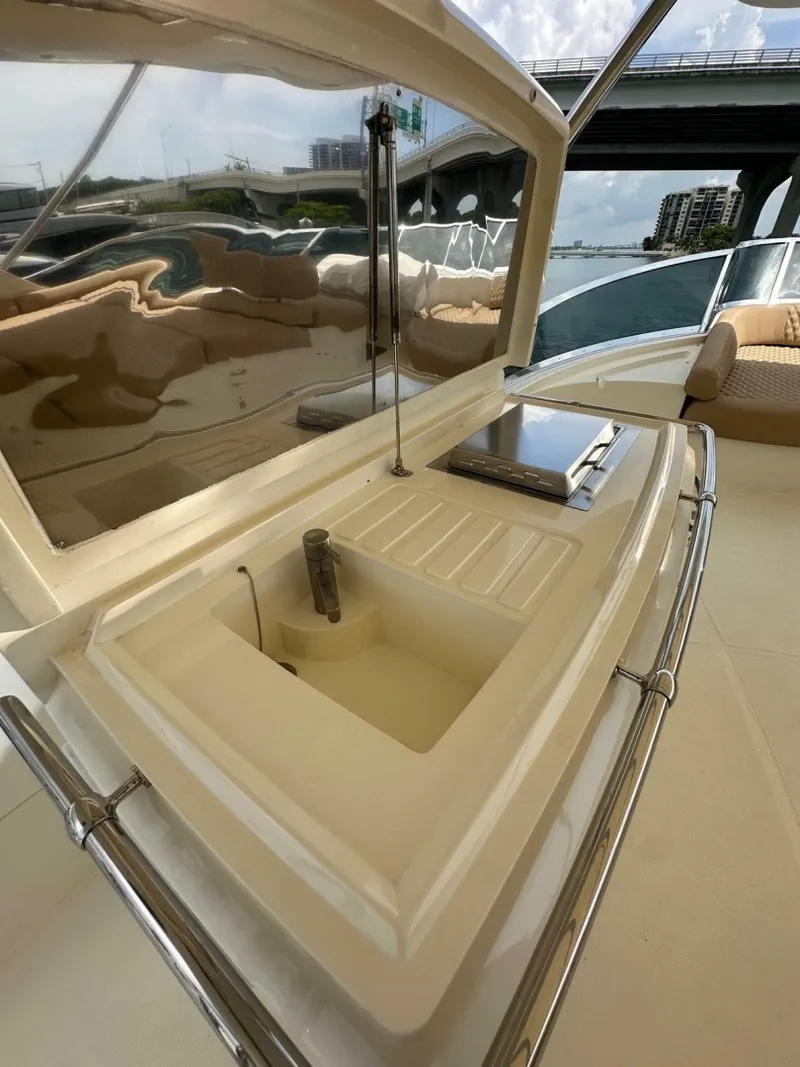 Slide: The Image of Azimut 75 2010 - 7465656