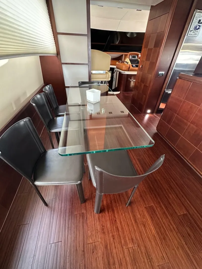 Slide: The Image of Azimut 75 2010 - 7465637