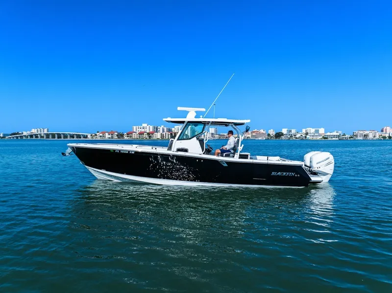 Slide: The Image of Blackfin 332 cc 2023 - 7465977