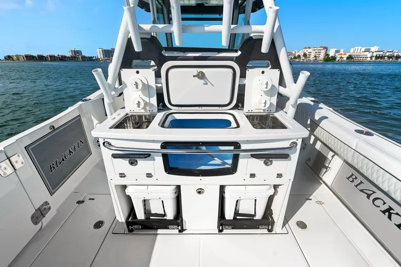 Slide: The Image of Helm Cockpit Baitwell - 7465965