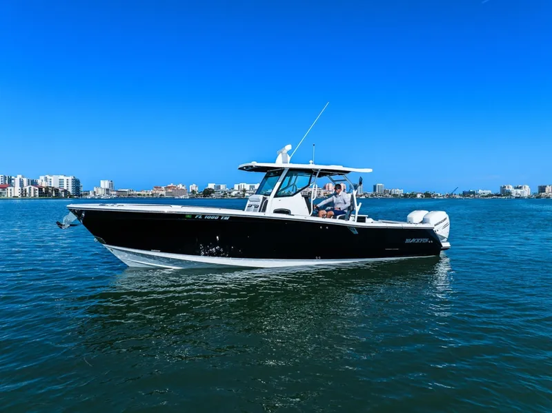 Slide: The Image of Blackfin 332 cc 2023 - 7465980