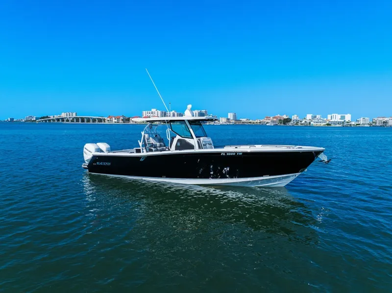 Slide: The Image of Blackfin 332 cc 2023 - 7465999