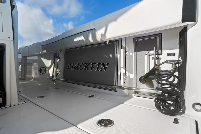 Slide: The Image of Blackfin 332 cc 2023 - 7465956