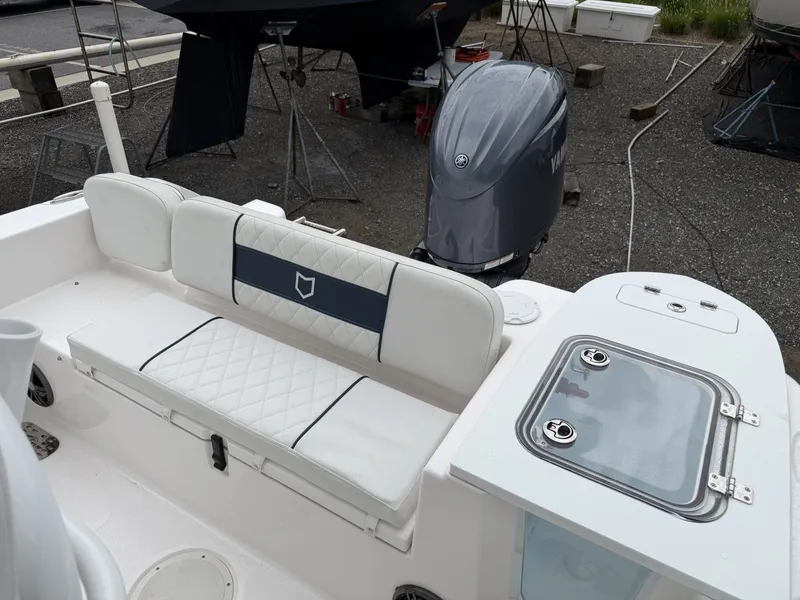 Slide: The Image of Sea Fox 228 Commander 2025 - 7507117