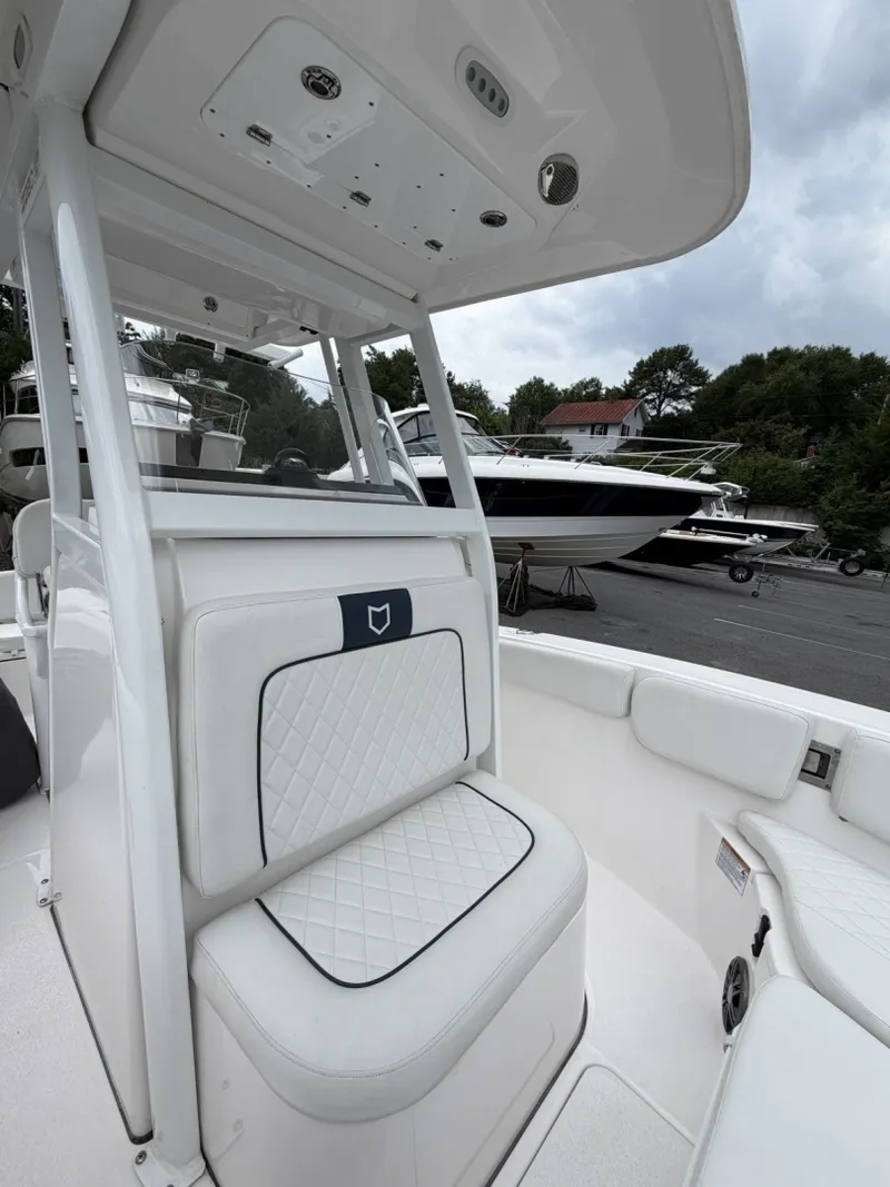 Slide: The Image of Sea Fox 228 Commander 2025 - 7507111