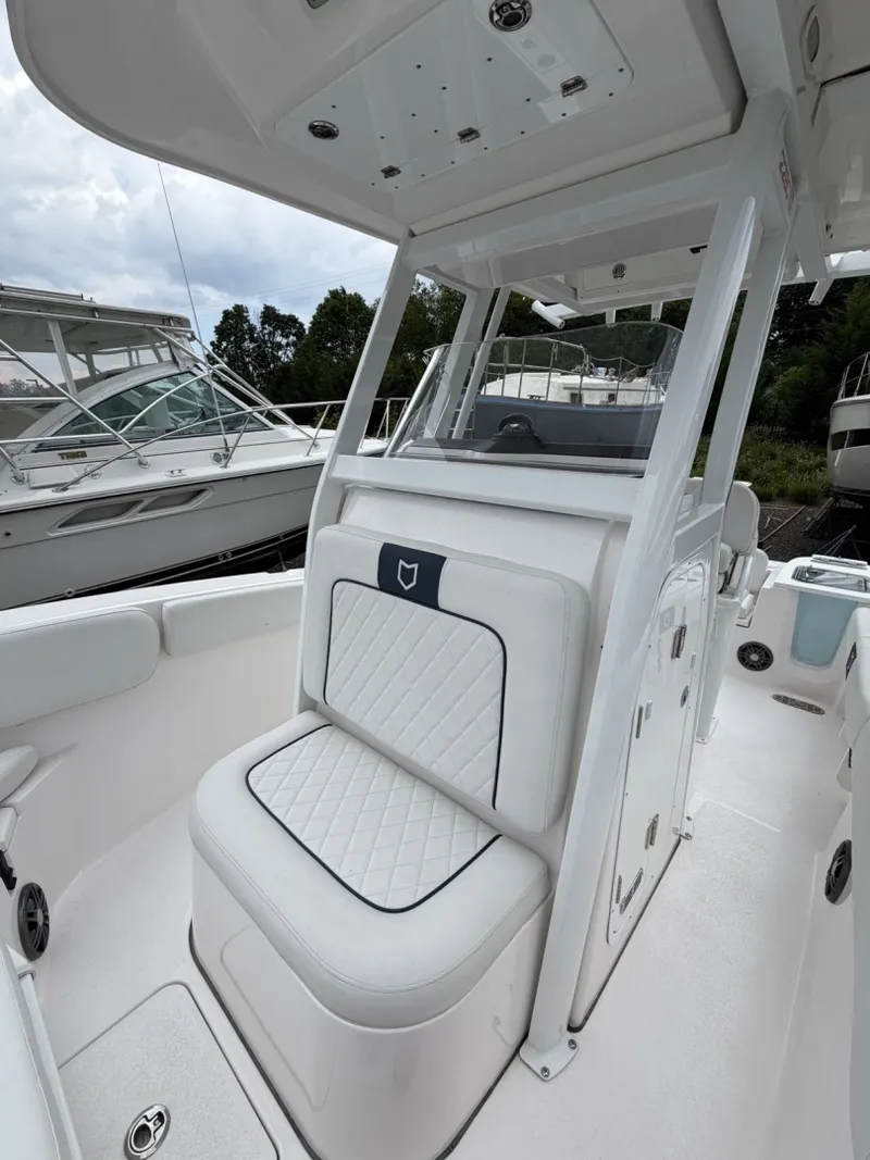 Slide: The Image of Sea Fox 228 Commander 2025 - 7507112