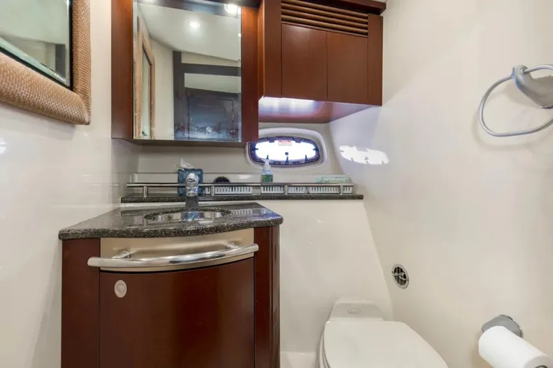Slide: The Image of Sea Ray 48 Sundancer 2006 - 7466036