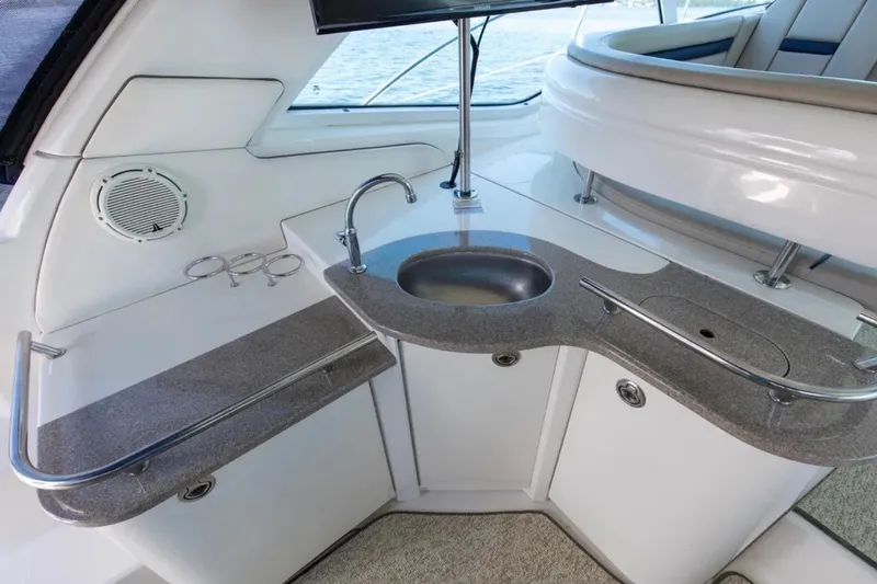 Slide: The Image of Sea Ray 48 Sundancer 2006 - 7466027