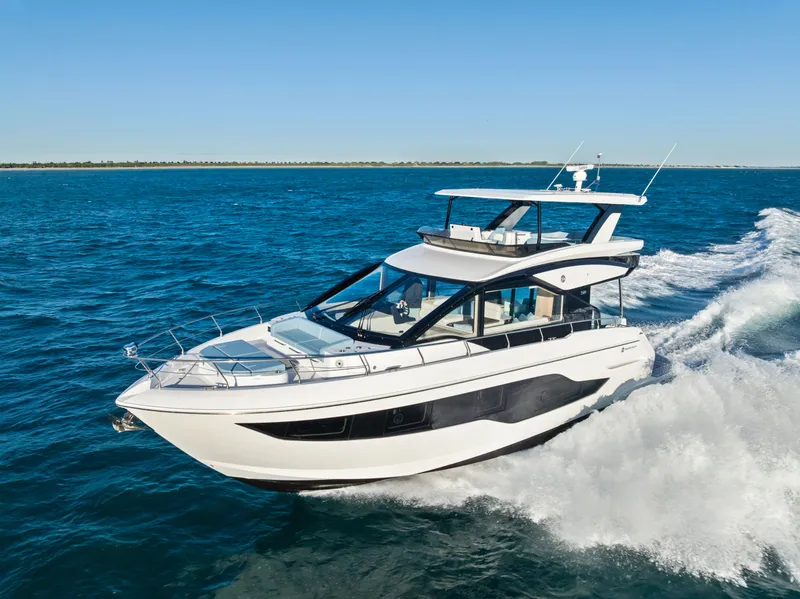 Slide: The Image of Cruisers 50 FLY 2027 - 7466099