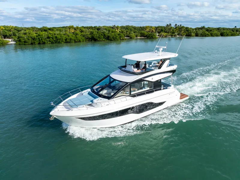 Slide: The Image of Cruisers 50 FLY 2027 - 7466089