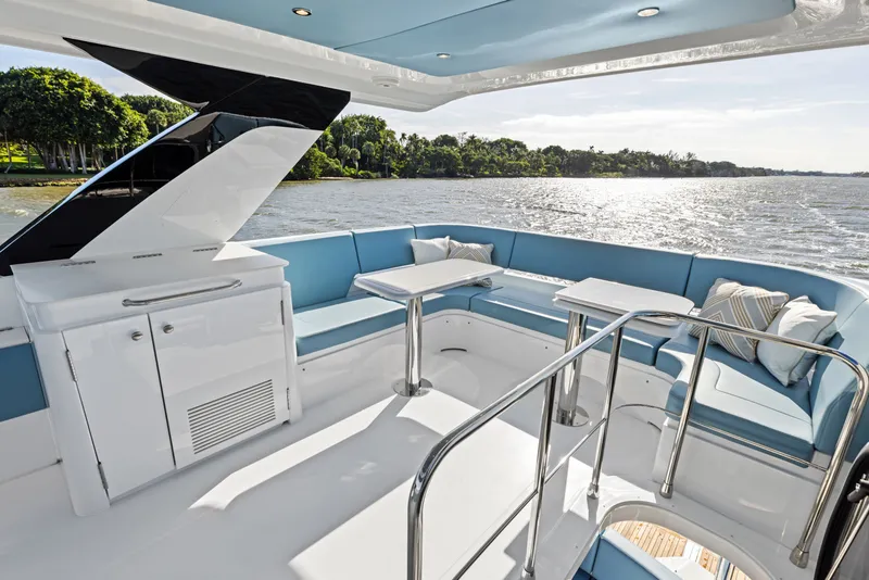 Slide: The Image of Cruisers 50 FLY 2027 - 7466111