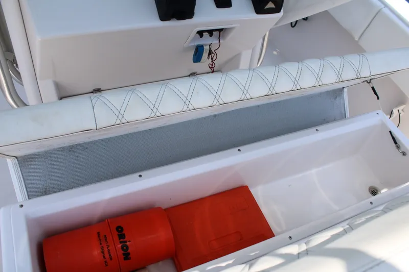 Slide: The Image of Venture 34 - SHIPSEA - Helm Storage 2009 Venture 34 Open - SHIPSEA - 7466868