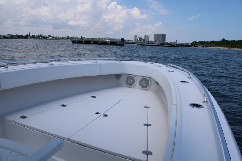 Slide: The Image of Venture 34 - SHIPSEA - Bow 2009 Venture 34 Open - SHIPSEA - 7466841