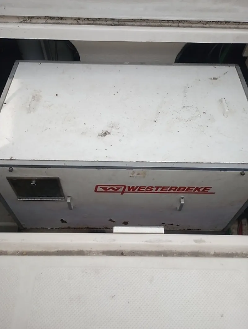 Slide: The Image of 0005857924 - 7466984