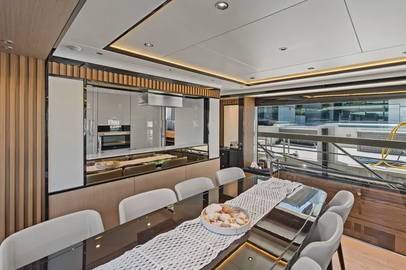 Slide: The Image of Absolute Navetta 75 2023 - 7468194