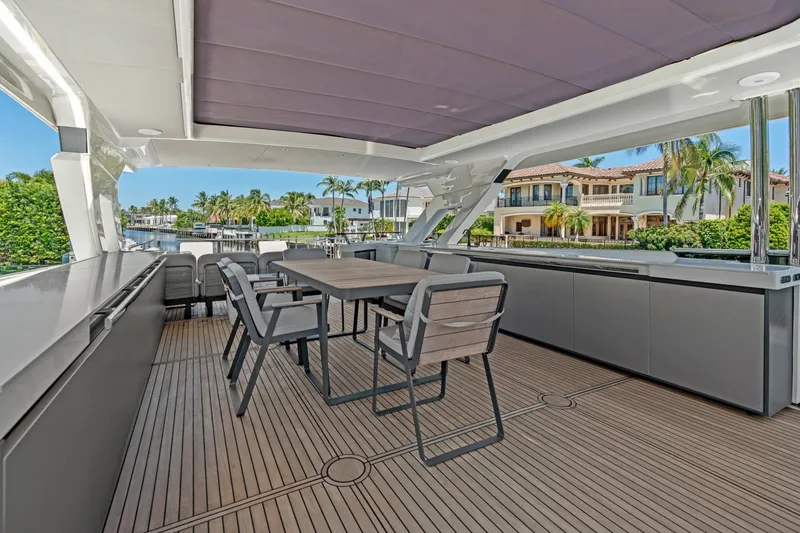 Slide: The Image of Absolute Navetta 75 2023 - 7468147