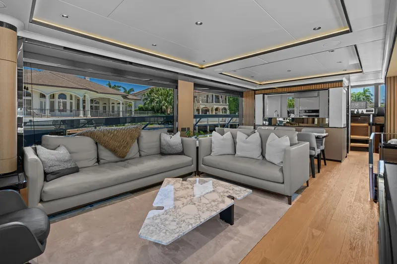 Slide: The Image of Absolute Navetta 75 2023 - 7468190