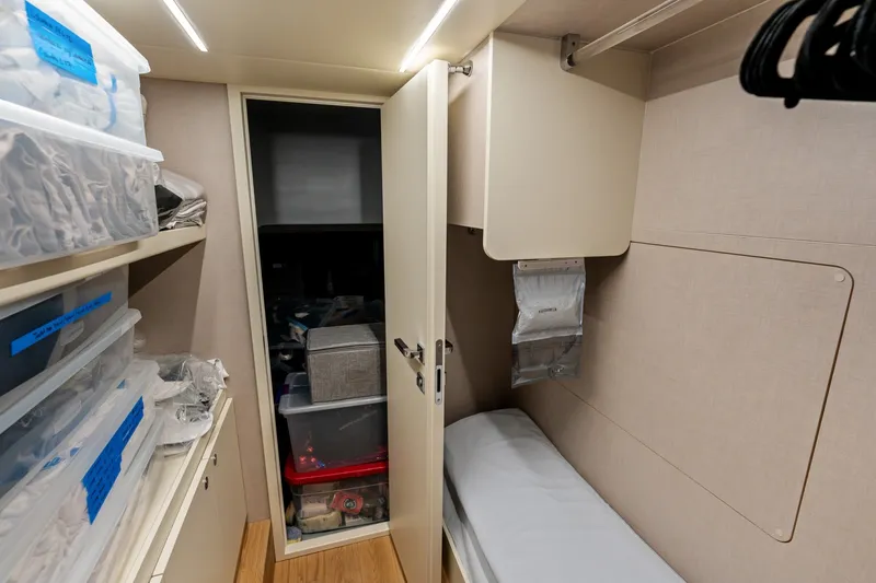 Slide: The Image of Absolute Navetta 75 2023 - 7468110