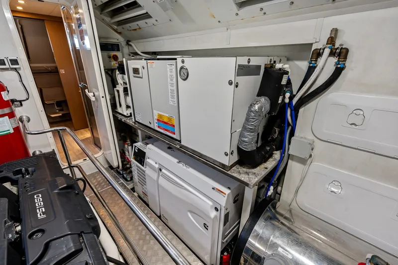 Slide: The Image of Absolute Navetta 75 2023 - 7468163
