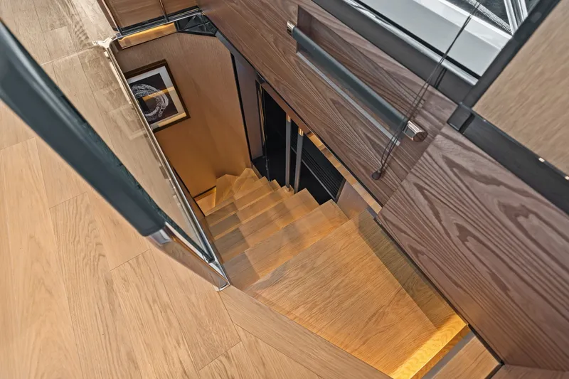 Slide: The Image of Absolute Navetta 75 2023 - 7468090