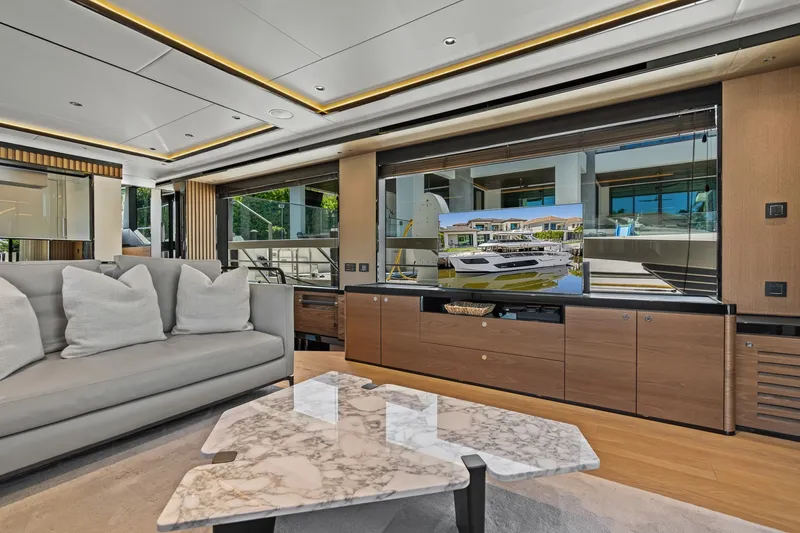 Slide: The Image of Absolute Navetta 75 2023 - 7468196