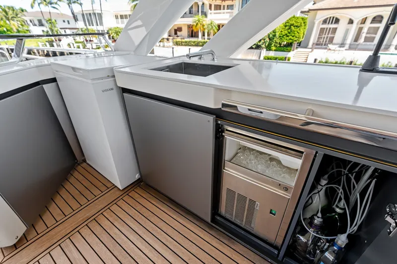Slide: The Image of Absolute Navetta 75 2023 - 7468127