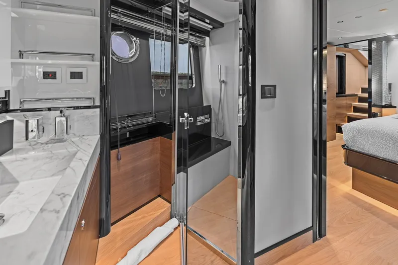 Slide: The Image of Absolute Navetta 75 2023 - 7468086