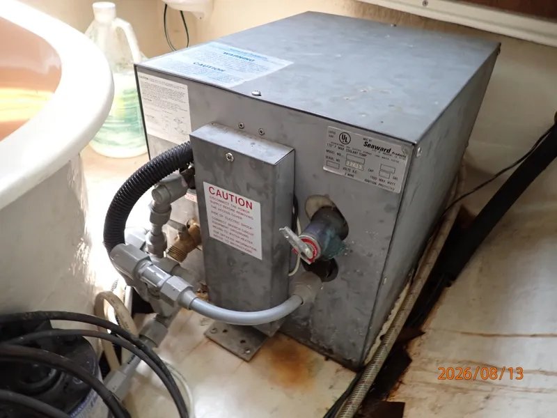 Slide: The Image of Hunter 336 water heater - 7467337
