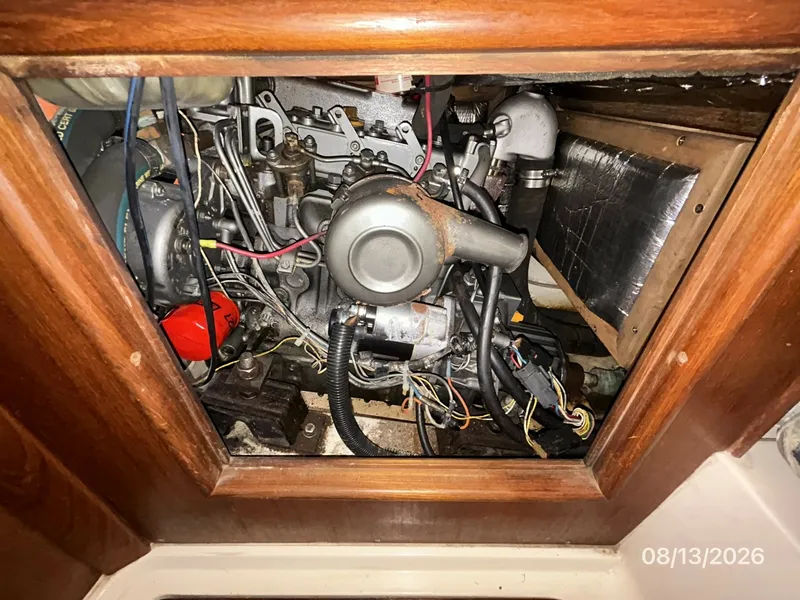 Slide: The Image of Hunter 336 auxiliary access2 - 7467285