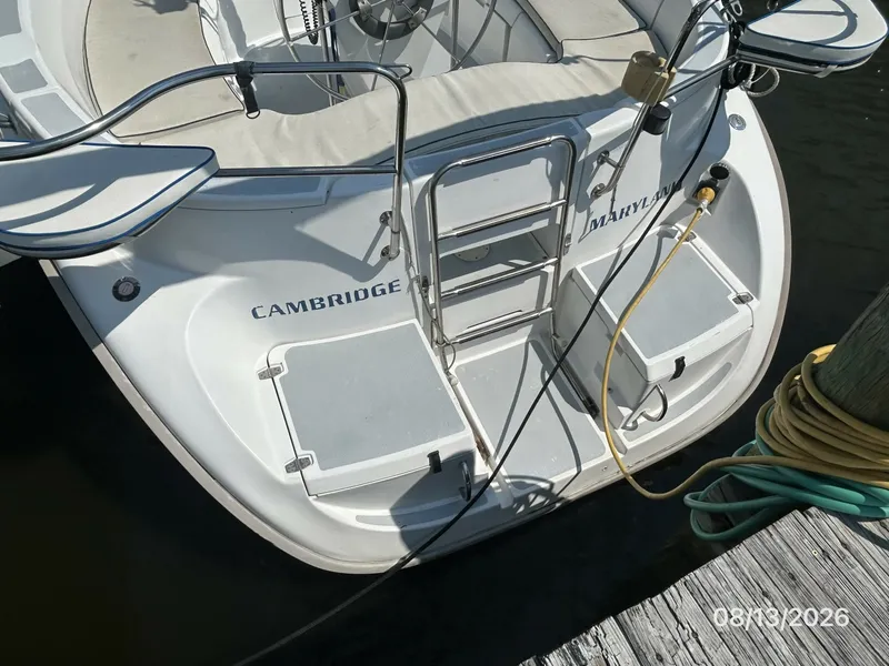 Slide: The Image of Hunter 336 swimplatform - 7467335