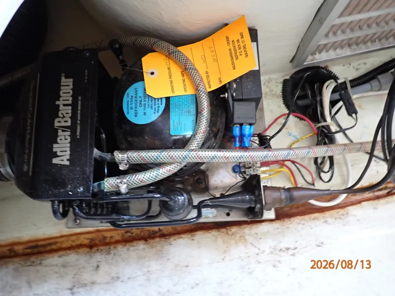 Slide: The Image of Hunter 336 refrigeration system - 7467318