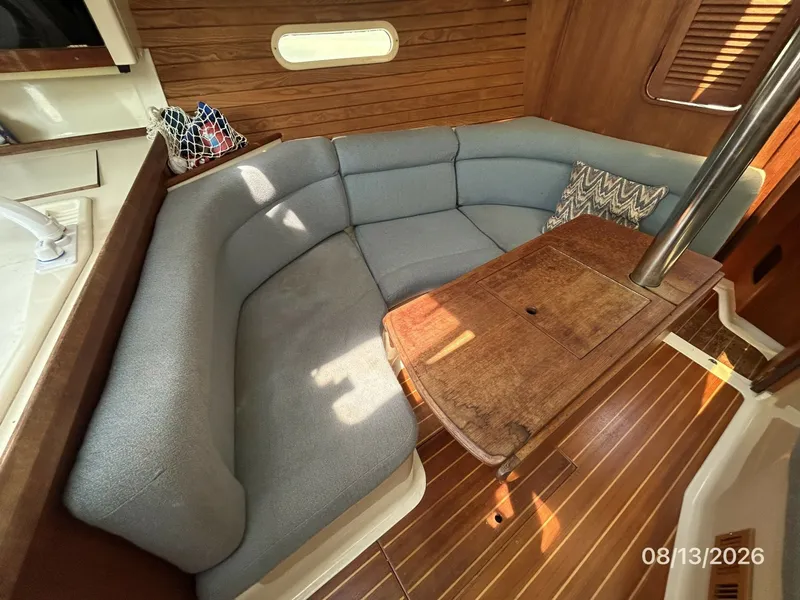 Slide: The Image of Hunter 336 salon port seating1 - 7467323