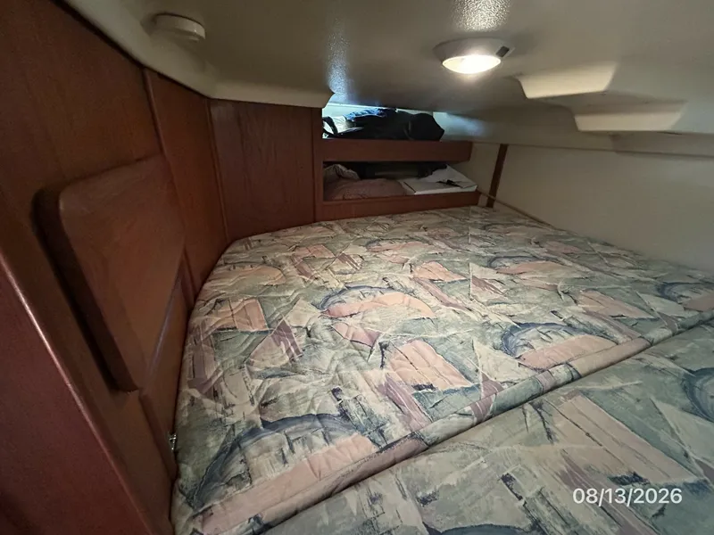 Slide: The Image of Hunter 336 aft stateroom2 - 7467274