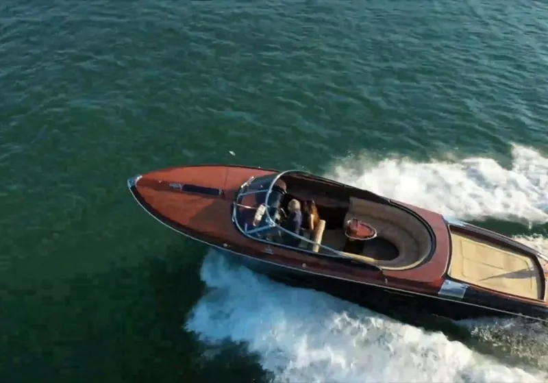 Slide: The Image of Riva 33 Aquariva 2009 - 7509347