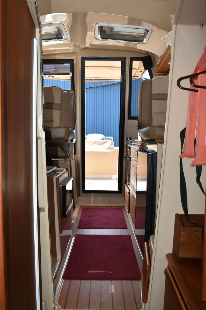 Slide: The Image of Ranger Tug R27LE 2019 - 7467728