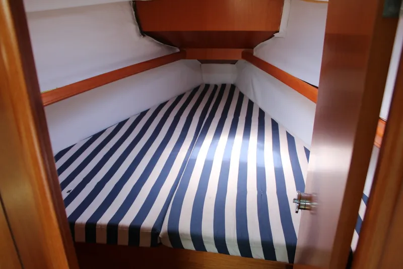 Slide: The Image of Beneteau First 33.7 2000 - 7467820