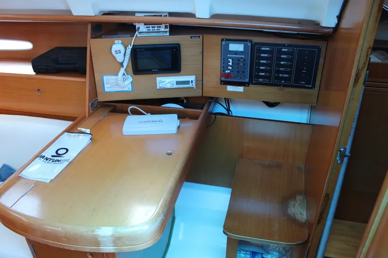 Slide: The Image of Beneteau First 33.7 2000 - 7467815
