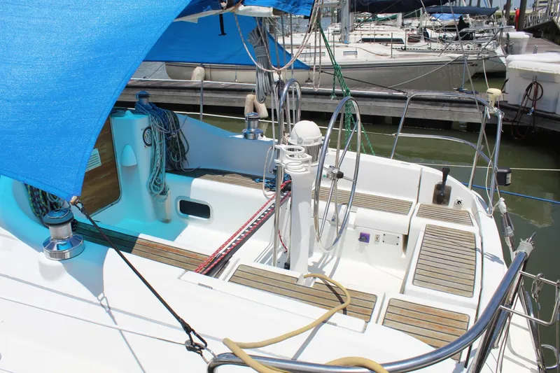 Slide: The Image of Beneteau First 33.7 2000 - 7467810