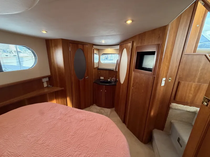 Slide: The Image of Silverton 43 Motor Yacht 2002 - 7468215
