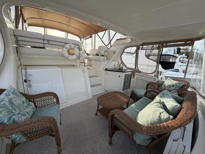 Slide: The Image of Silverton 43 Motor Yacht 2002 - 7468220