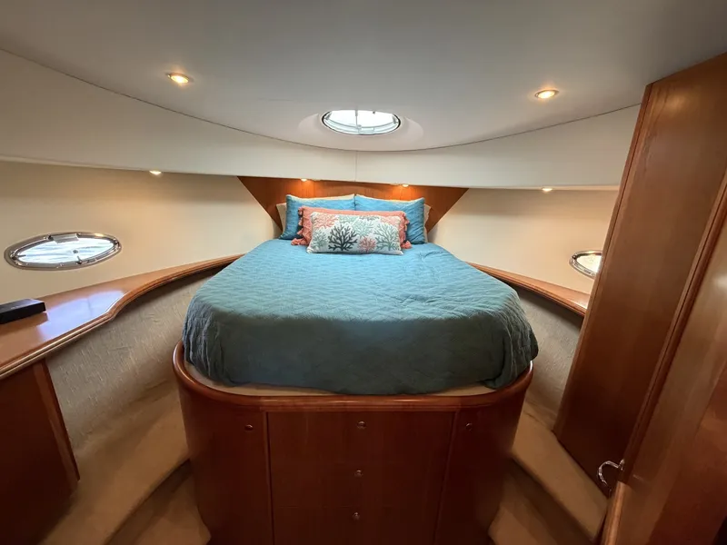 Slide: The Image of Silverton 43 Motor Yacht 2002 - 7468208