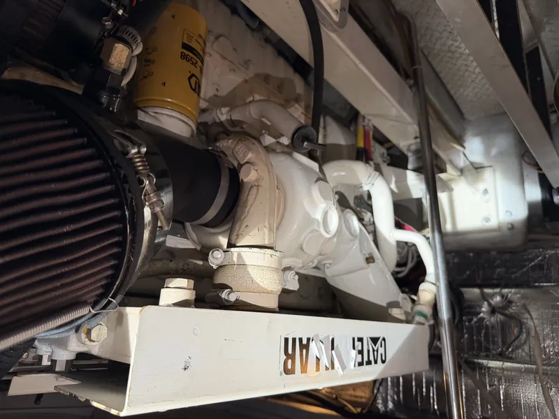 Slide: The Image of Silverton 43 Motor Yacht 2002 - 7507584