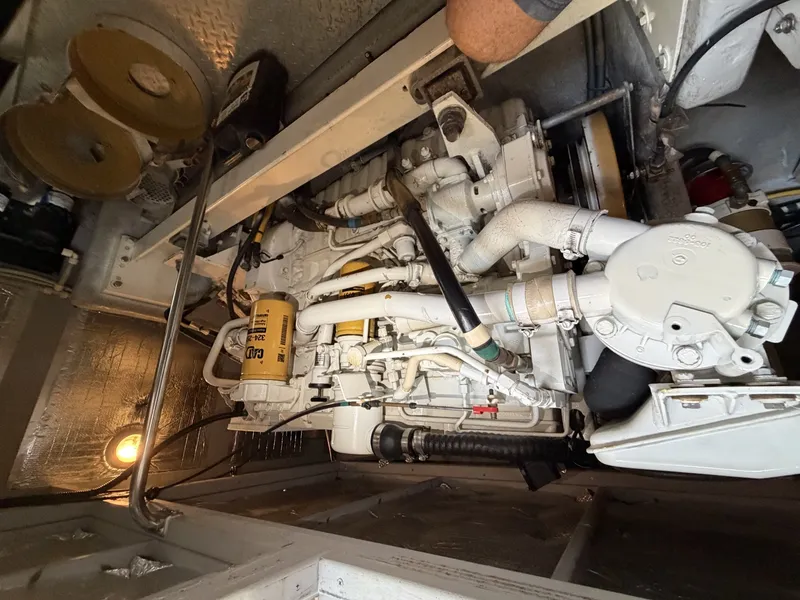 Slide: The Image of Silverton 43 Motor Yacht 2002 - 7507585